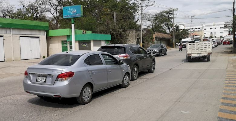 Sólo daños deja como saldo un choque por alcance entre dos vehículos