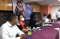 Alcalde de Cedral apoya  a candidata de Morena  en horas de trabajo