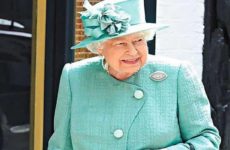 Isabel II elogia a Kate Middleton por su proyecto de fotografía
