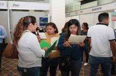 Diez millones de mexicanos podrían pasar a pobreza laboral: Coneval