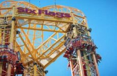 Six Flags abre sus puertas y le llueven críticas en redes sociales