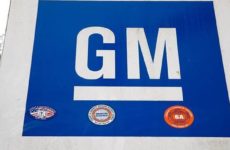 GM llama a revisión más de 194 mil vehículos en EEUU por fallas en transmisiones fabricadas en SLP