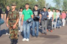 Suspenden servicio  militar para jóvenes