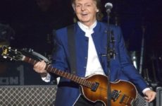 Paul McCartney cuenta su vida en un libro con 154 letras de canciones