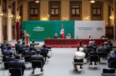 AMLO y gobernadores firman Acuerdo Nacional por la Democracia
