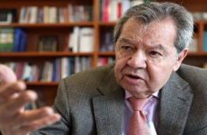 Muñoz Ledo declara muerta la iniciativa de ampliación de mandato de Z