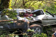 Un muerto y cinco heridos en accidente vehicular en Xilitla
