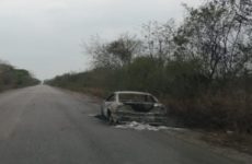 Se incendia vehículo en rúa Tamuín-San Vicente
