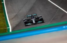 Hamilton gana GP en Portugal; “Checo” Pérez concluye cuarto
