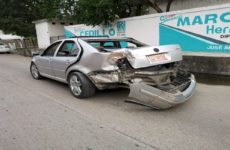 Chocan vehículos en el barrio Las Lomas; dos lesionadas