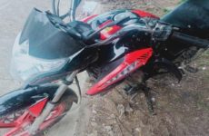 Arrestan en Aquismón a hombre que dañó una motocicleta
