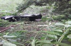 movilista esquiva unas rocas pero cae a un barranco en la carretera libre Valles-Rioverde