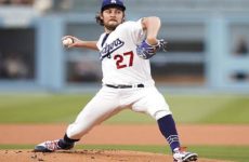 MLB extiende licencia a Bauer mientras es investigado