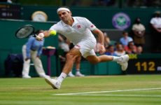 Federer, a octavos con traspiés