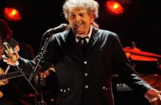 Mujer acusa a Bob Dylan de haber abusado sexualmente de ella a los 12 años