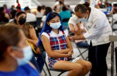 Comienza  vacunación  para 18 y más  en la Huasteca