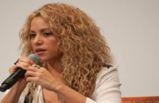Shakira se lanza al arte digital con la colección mitológica “La Caldera”
