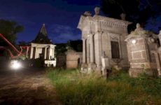Cementerio bicentenario en Guadalajara ofrece tenebrosos paseos nocturnos
