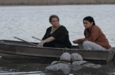 “Coyote Lake”, Adriana Barraza en una oscura historia fronteriza