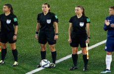 Por primera vez tres mujeres árbitro dirigen en un juego de eliminatorias de UEFA