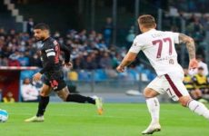 Nápoles mantiene liderato; el Roma de Mourinho vuelve a perder