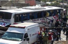 De luto Sahuayo, Michoacán, tras accidente de autobús en Joquicingo