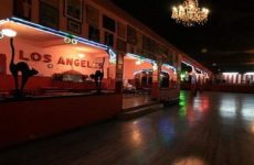 El Salón Los Ángeles reabre con baile dedicado a víctimas de Covid