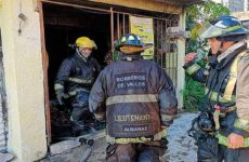 Incendio deja cuantiosas pérdidas materiales en inmueble de Ciudad Valles