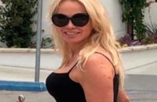 Pamela Anderson regresa a la soltería; se divorcia por quinta ocasión