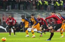 El Milan arrolla al Roma y presiona por el liderato