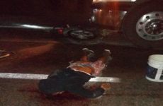 Trailero arrolla y mata a dos personas en la carretera federal Valles-Tampico