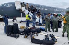 Avión para repatriar mexicanos regresará hasta que sea seguro: AMLO