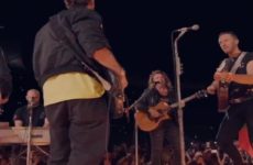 Maná canta con Coldplay “Rayando el Sol” y hace vibrar a Guadalajara