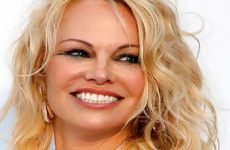 Pamela Anderson hará su debut en Broadway en “Chicago”