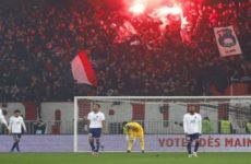 El PSG, multado por bengalas y bloqueo de gradas en partido ante Real Madrid