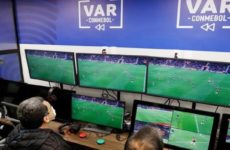 Revelan audios del VAR para acabar con polémica del Uruguay vs Perú