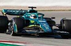 Vettel fuera de Bahréin por positivo de COVID; Hulkenberg lo reemplaza