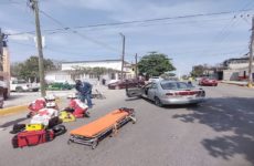 Mujer atropella a motociclista en avenida Vicente C. Salazar