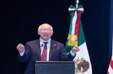 EU advierte a México importancia de implementar acuerdos comerciales