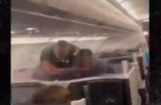 Captan a Mike Tyson golpeando a pasajero en un avión