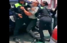 Captan agresión de elemento de GN a policías en Puebla