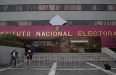 Diputadas del PRD denuncian a legisladores de Morena y PT ante el INE