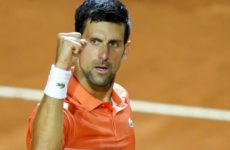 Djokovic avanza en abierto de Italia