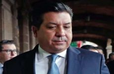 Amparan a esposa del gobernador de Tamaulipas contra bloqueo de cuentas