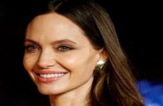 Cinco cintas esenciales de Angelina Jolie para celebrar su cumpleaños