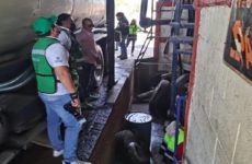 Clausuran abastecedora de pipas de agua en la carretera a Matehuala