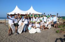 Unen esfuerzos por las playas en México