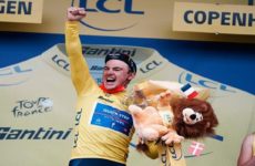 Lampaert sorprende en la crono y estrena el suéter amarillo del Tour de Francia