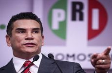 Moreno hace gira y acusa a gobierno de Morena de boicotear alianza