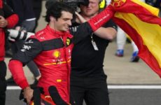 Sainz gana Silverstone; “Checo” Pérez consigue la segunda posición